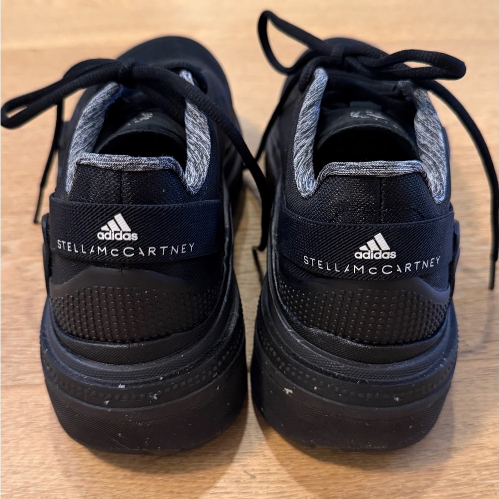 Adidas x Stella McCartney Black Women’s Athletic Shoes Size 9.5 Worn Twixe